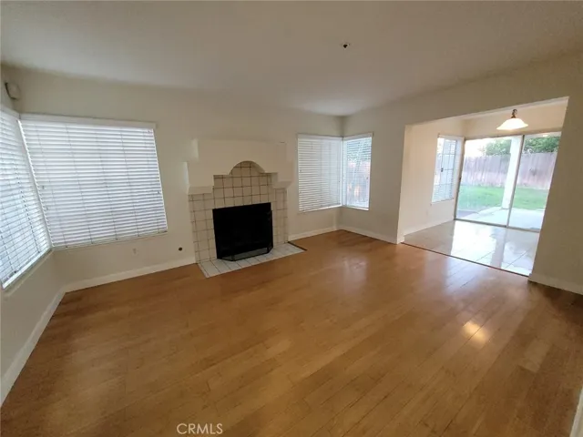 13611 Amanda Street, Fontana, California 92336