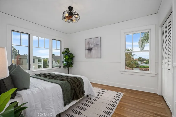 261 Granada Avenue, Long Beach, California 90803