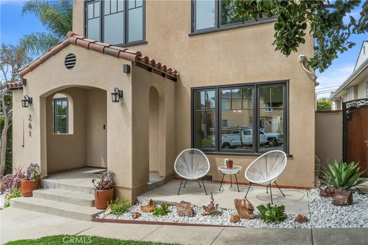 261 Granada Avenue, Long Beach, California 90803