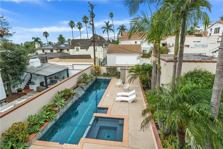 261 Granada Avenue, Long Beach, California 90803