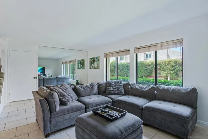 10140 Gayuba Lane, San Diego, California 92124