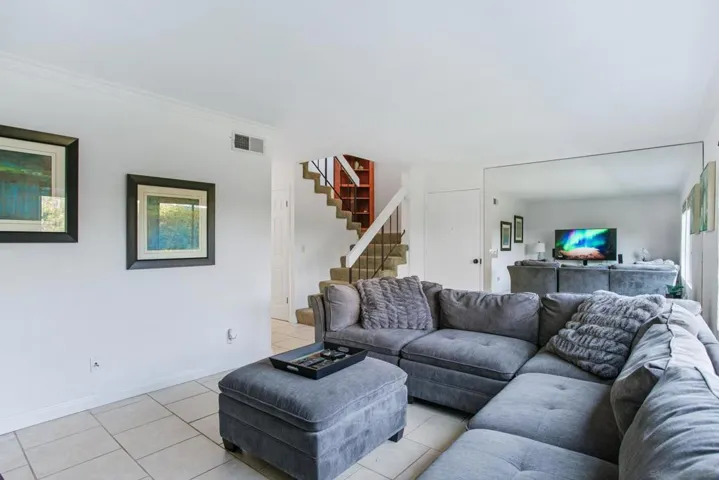 10140 Gayuba Lane, San Diego, California 92124