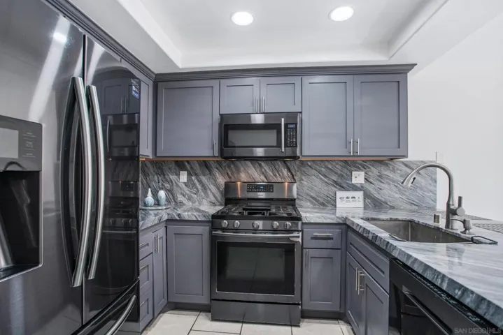 10140 Gayuba Lane, San Diego, California 92124