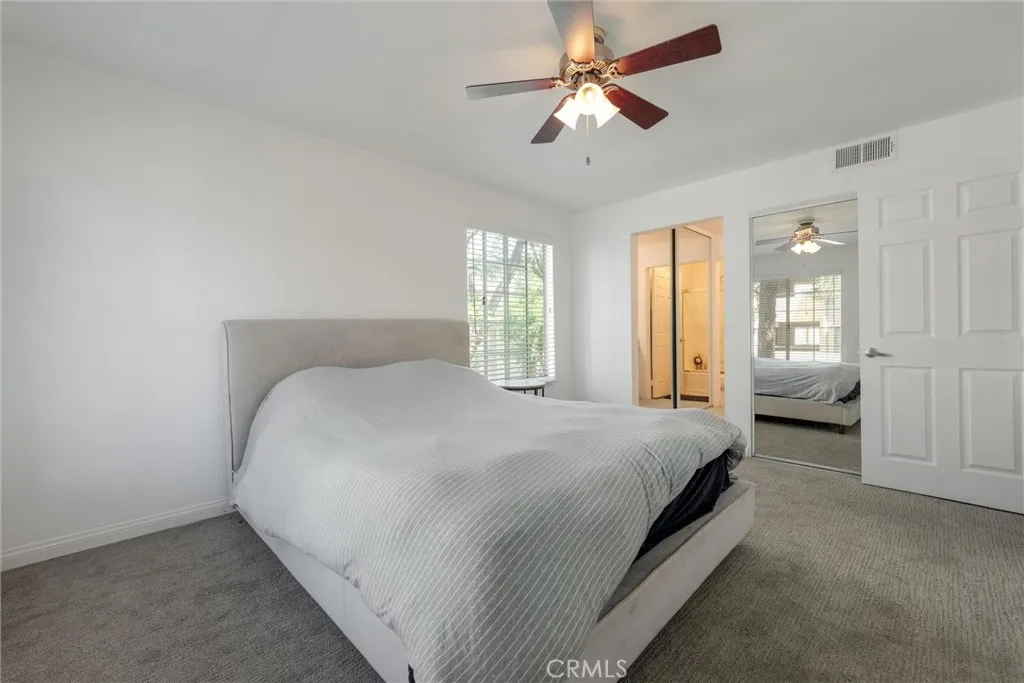 21450 Burbank Boulevard 203, Woodland Hills, California 91367 home-pic-19