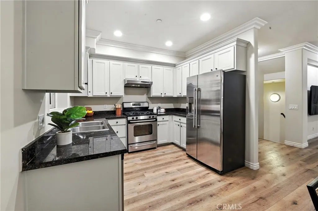 5805 Monterey Rd, Los Angeles, California 90042 home-pic-33