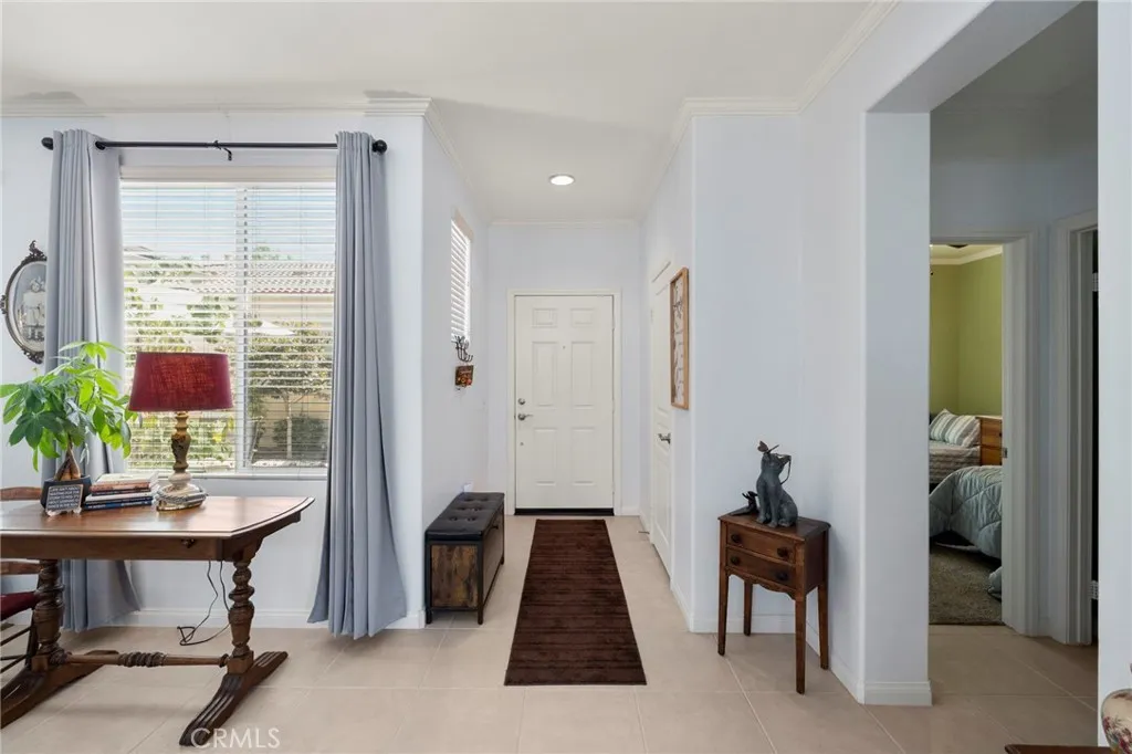 126 Thistle Creek, Beaumont, California 92223 home-pic-18