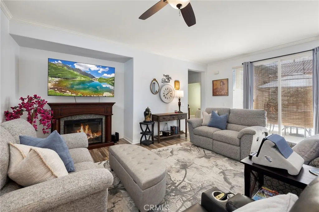 126 Thistle Creek, Beaumont, California 92223 home-pic-20
