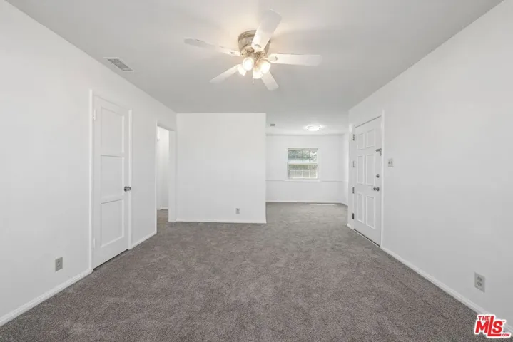 2122 W 102nd Street, Los Angeles, California 90047