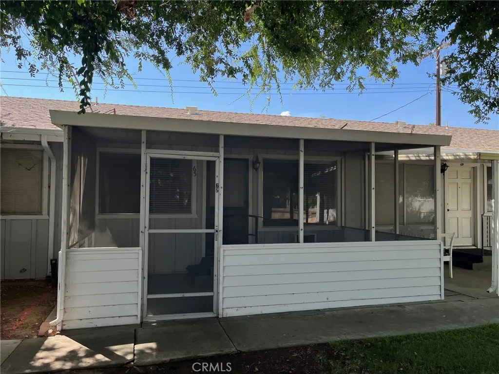 150 E Lakeshore Drive 65, Lake Elsinore, California 92530, 1 Bedroom Bedrooms, ,1 BathroomBathrooms,Residential Lease,For Rent,Lakeshore,SW25193849