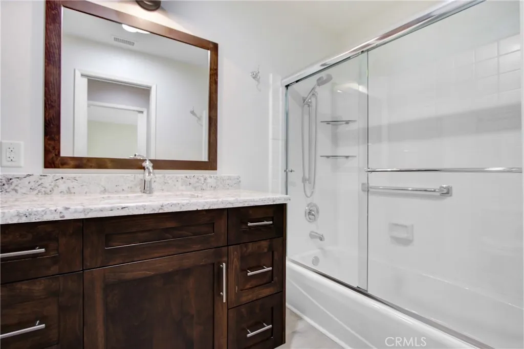 2166 Malati Circle, Upland, California 91784 home-pic-27