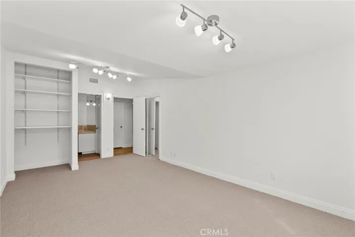 6022 Elba Place, Woodland Hills, California 91367