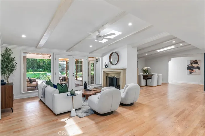 6022 Elba Place, Woodland Hills, California 91367