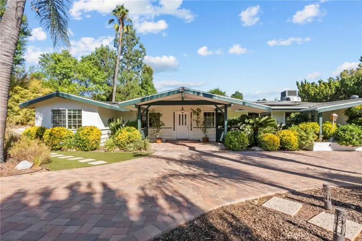 6022 Elba Place, Woodland Hills, California 91367