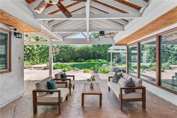 6022 Elba Place, Woodland Hills, California 91367