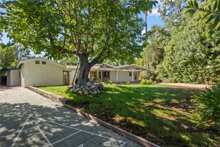 6022 Elba Place, Woodland Hills, California 91367