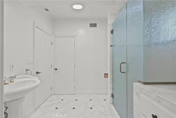 6022 Elba Place, Woodland Hills, California 91367
