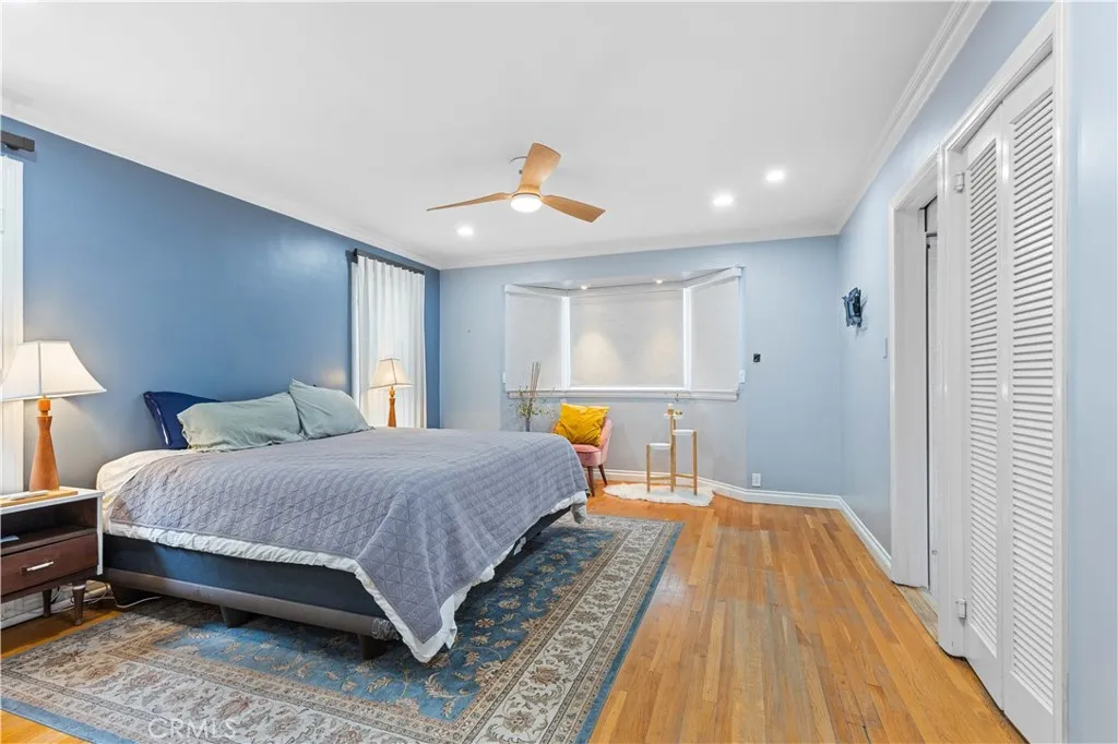 13405 Tiara Street, Valley Glen, California 91401 home-pic-26