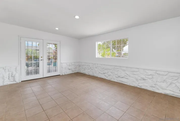5111 Roscrea Ave, San Diego, California 92117