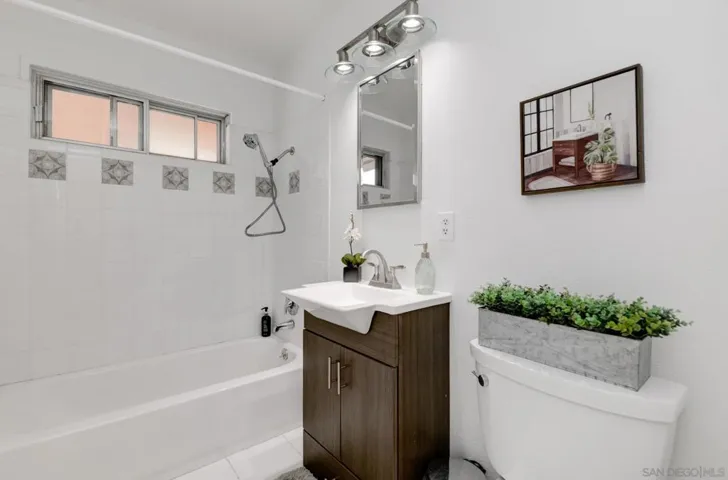 5111 Roscrea Ave, San Diego, California 92117