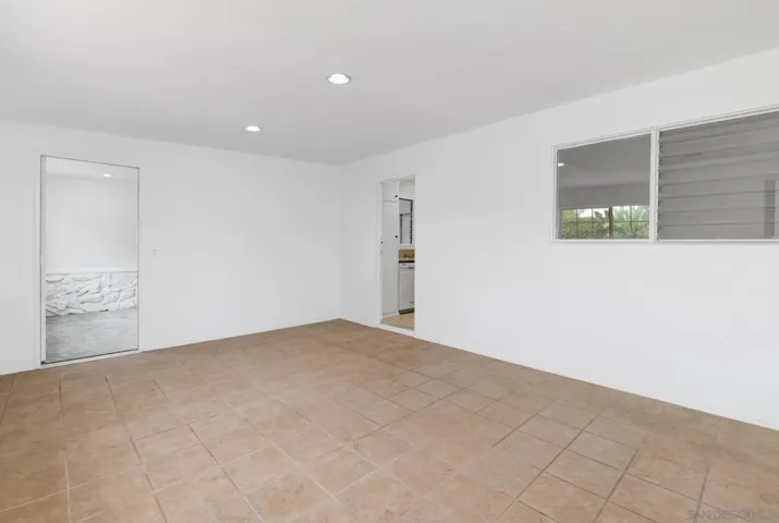 5111 Roscrea Ave, San Diego, California 92117