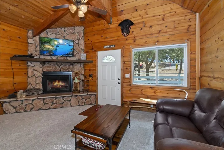 27026 Overlook Lane, Lake Arrowhead, California 92352