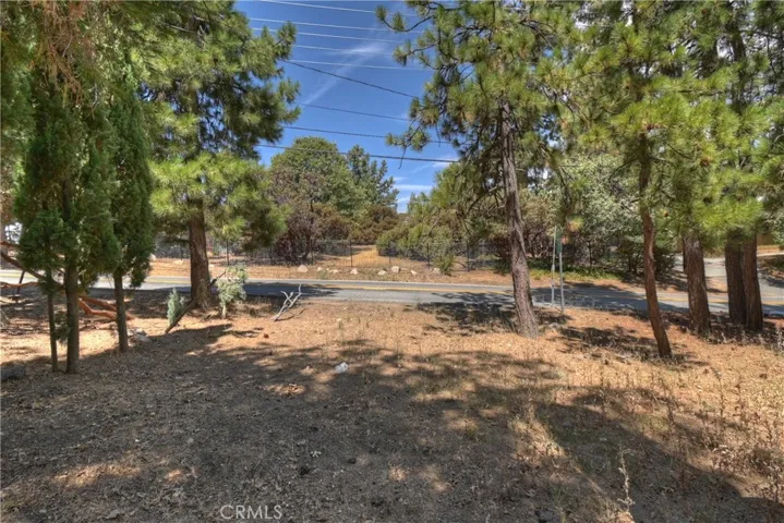27026 Overlook Lane, Lake Arrowhead, California 92352