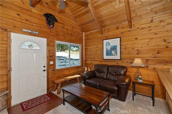 27026 Overlook Lane, Lake Arrowhead, California 92352