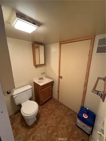 27026 Overlook Lane, Lake Arrowhead, California 92352