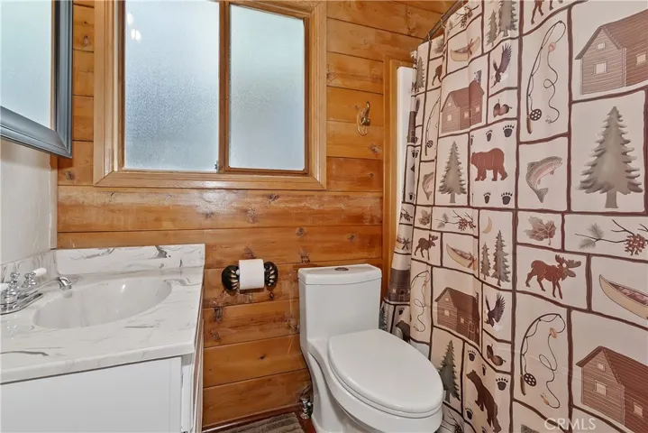 27026 Overlook Lane, Lake Arrowhead, California 92352