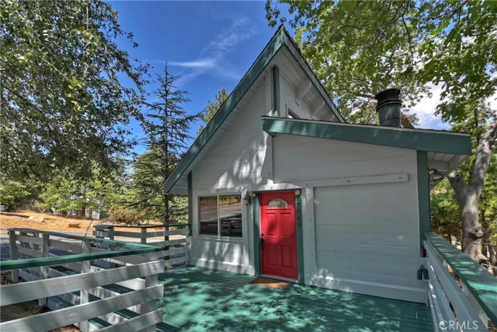 27026 Overlook Lane, Lake Arrowhead, California 92352