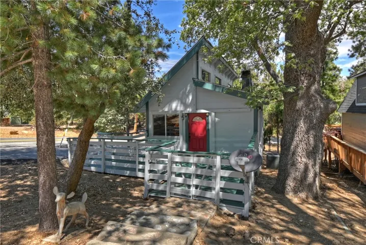 27026 Overlook Lane, Lake Arrowhead, California 92352