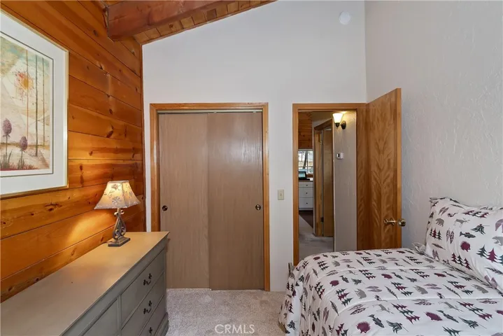 27026 Overlook Lane, Lake Arrowhead, California 92352
