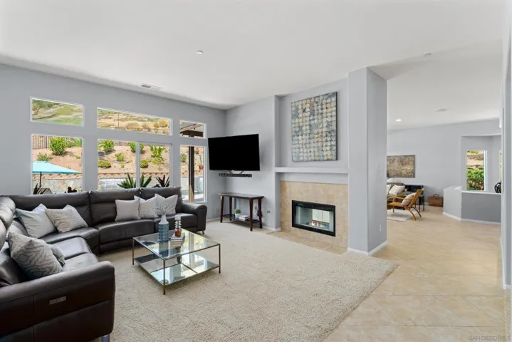 14510 Red Hawk Ln, Poway, California 92064