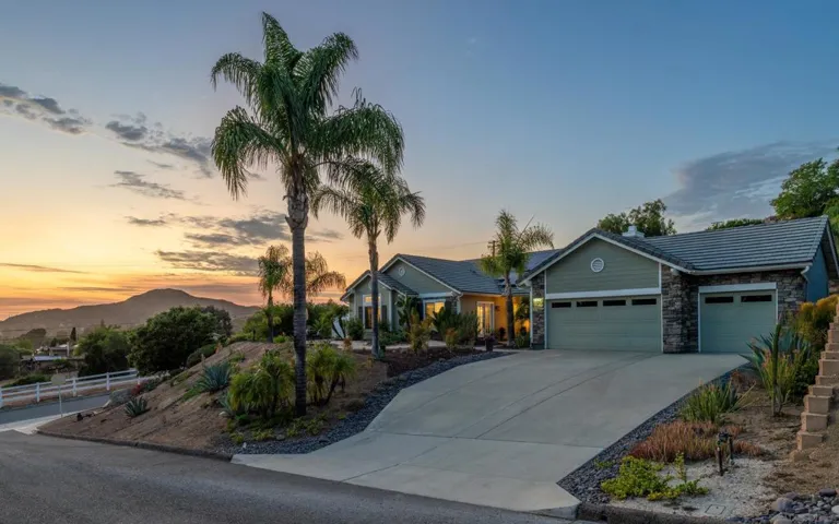 14510 Red Hawk Ln, Poway, California 92064