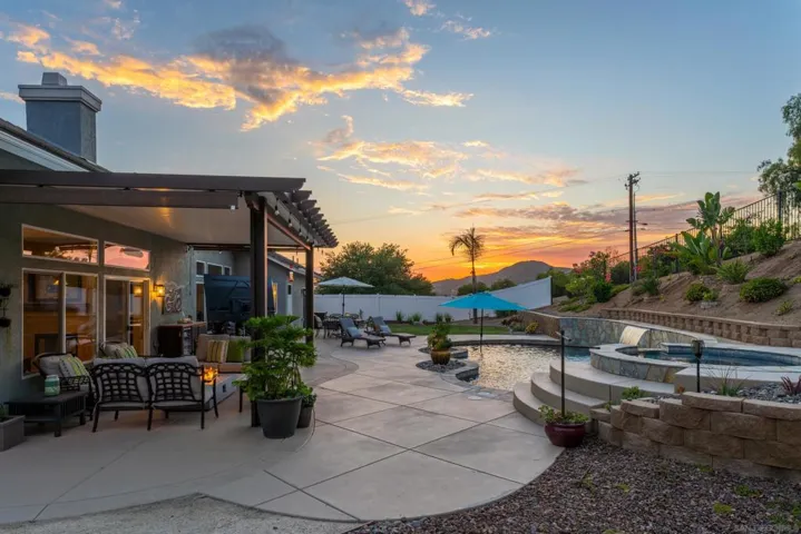 14510 Red Hawk Ln, Poway, California 92064