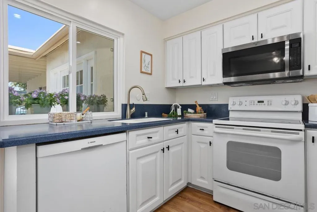 3902 Vista Campana N 58, Oceanside, California 92057 home-pic-7