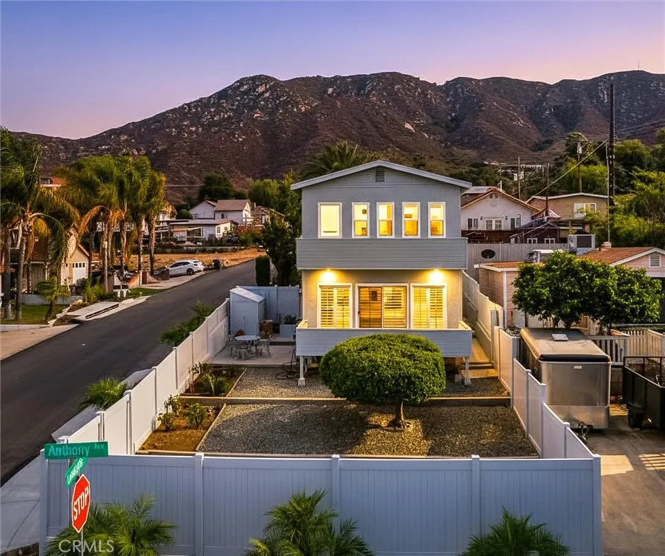 33411 Landerville Boulevard, Lake Elsinore, California 92530, 3 Bedrooms Bedrooms, ,2 BathroomsBathrooms,Residential,For Sale,Landerville,SW25193915