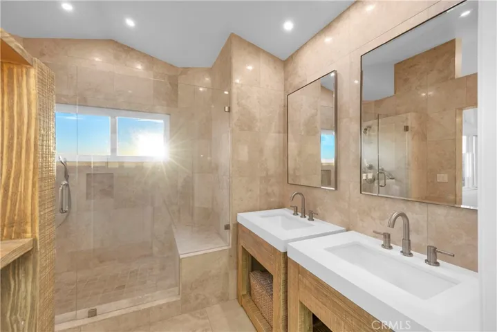 7701 E Misty Glen Court, Anaheim Hills, California 92808
