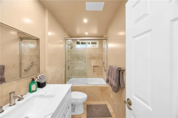 7701 E Misty Glen Court, Anaheim Hills, California 92808