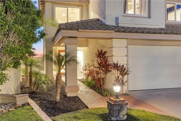 7701 E Misty Glen Court, Anaheim Hills, California 92808