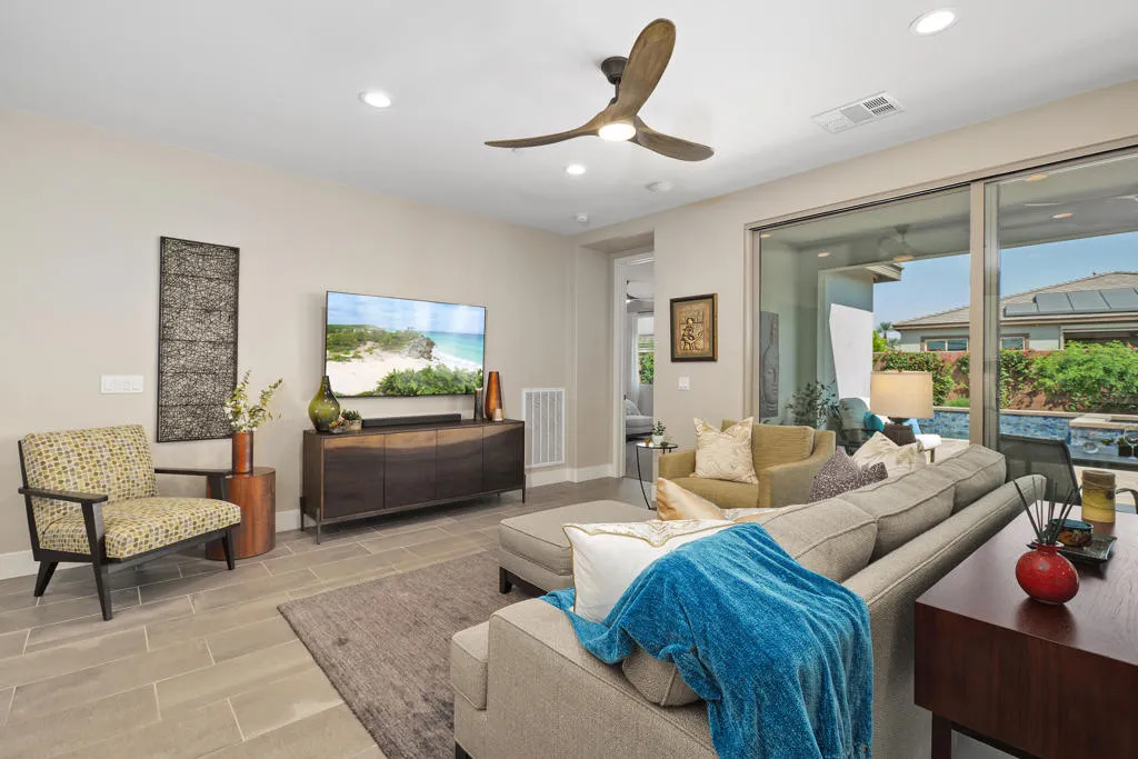 82420 Round Valley Drive, Indio, California 92201 home-pic-11