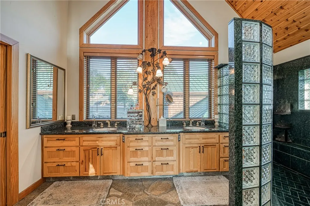 12755 Rusty Spur Ln, Clovis, California 93619 home-pic-33