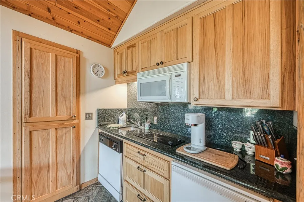 12755 Rusty Spur Ln, Clovis, California 93619 home-pic-63