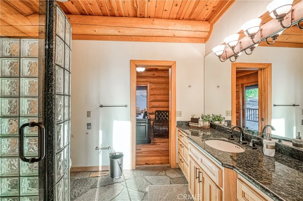 12755 Rusty Spur Ln, Clovis, California 93619 home-pic-22