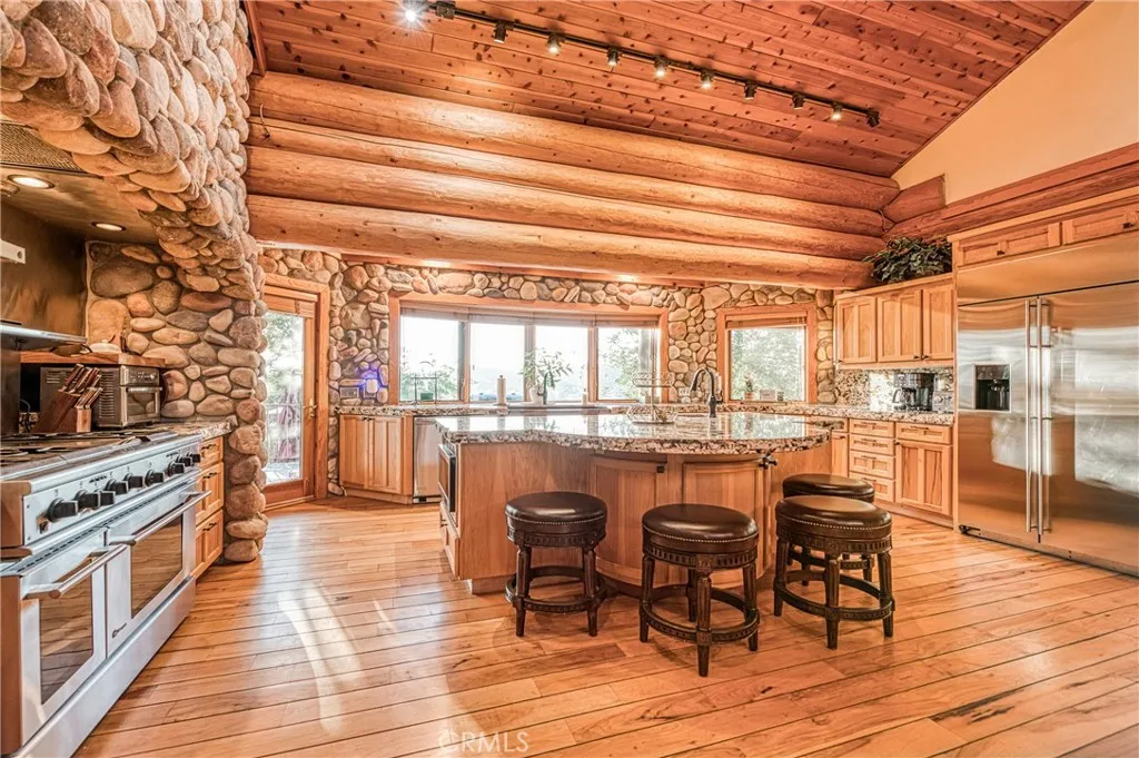 12755 Rusty Spur Ln, Clovis, California 93619 home-pic-7