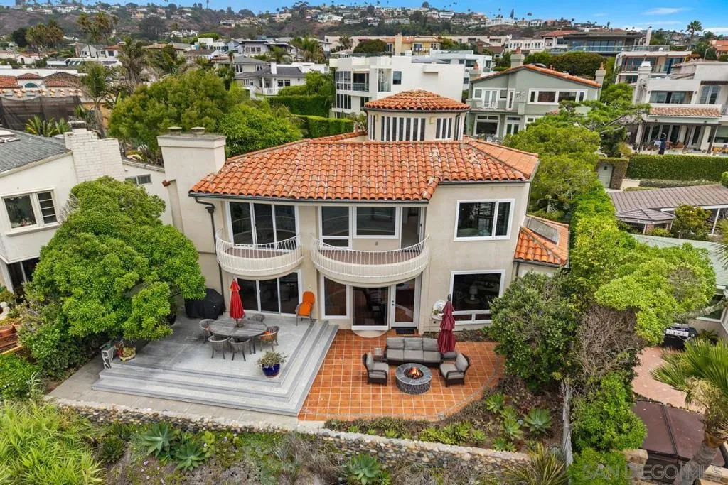5716 Dolphin Pl, La Jolla, California 92037 home-pic-43