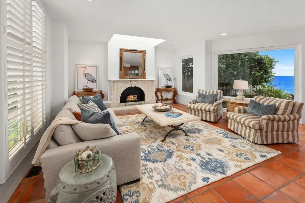 5716 Dolphin Pl, La Jolla, California 92037 home-pic-12