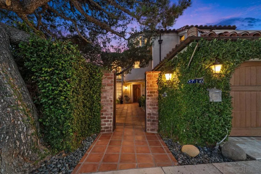 5716 Dolphin Pl, La Jolla, California 92037 home-pic-6
