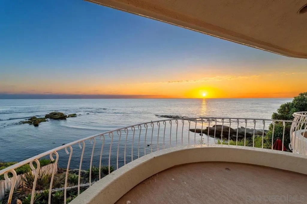 5716 Dolphin Pl, La Jolla, California 92037 home-pic-0