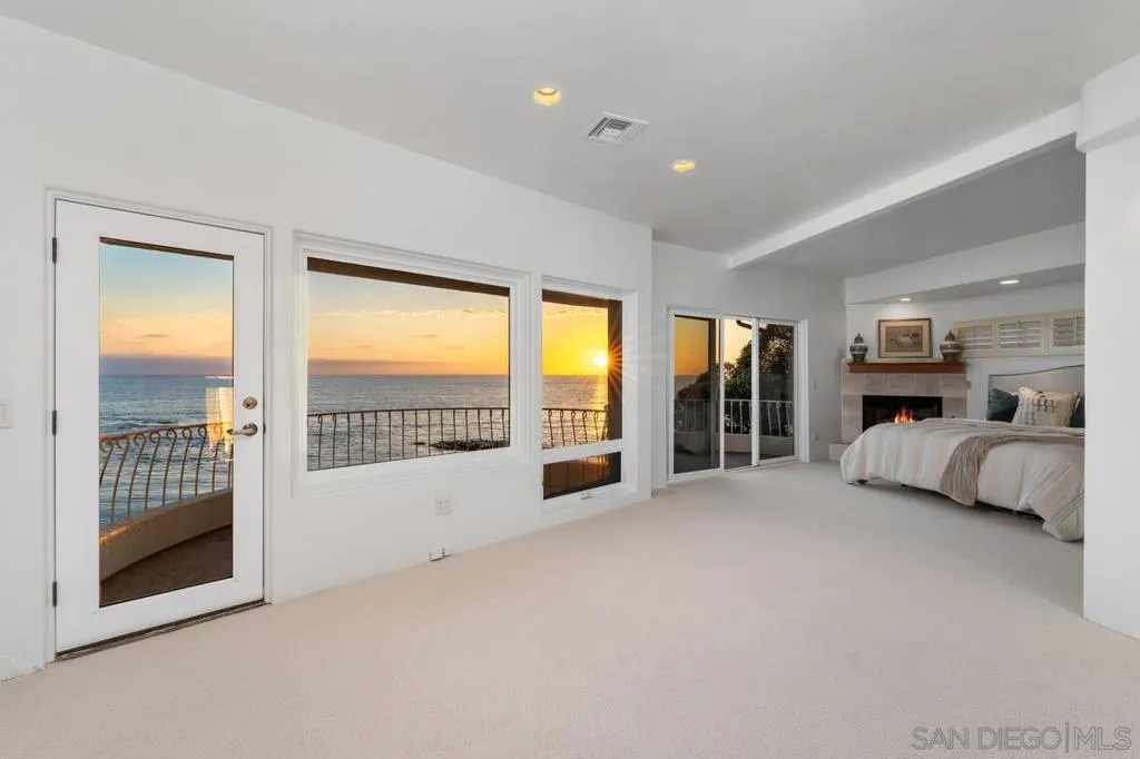 5716 Dolphin Pl, La Jolla, California 92037 home-pic-23